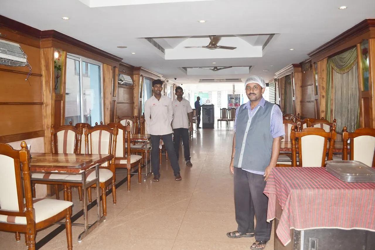 Hotel Teekay Palace Thiruvananthapuram